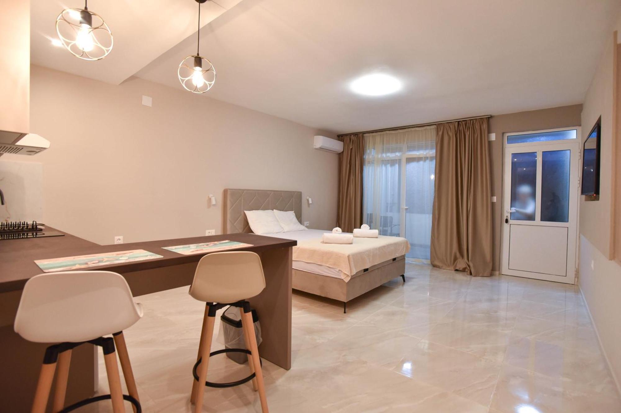 Apartments Jelusic Budva Exterior photo