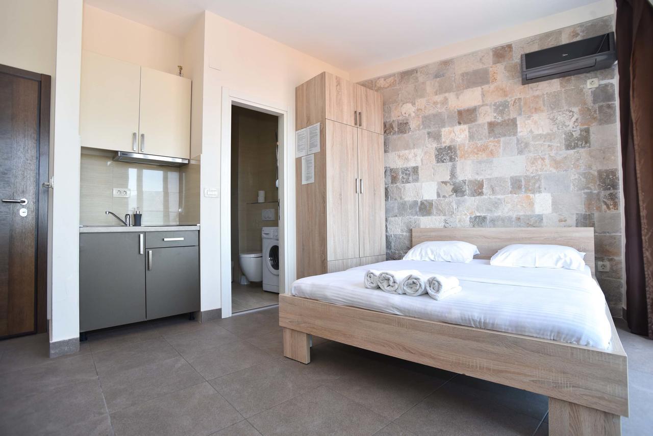 Apartments Jelusic Budva Exterior photo