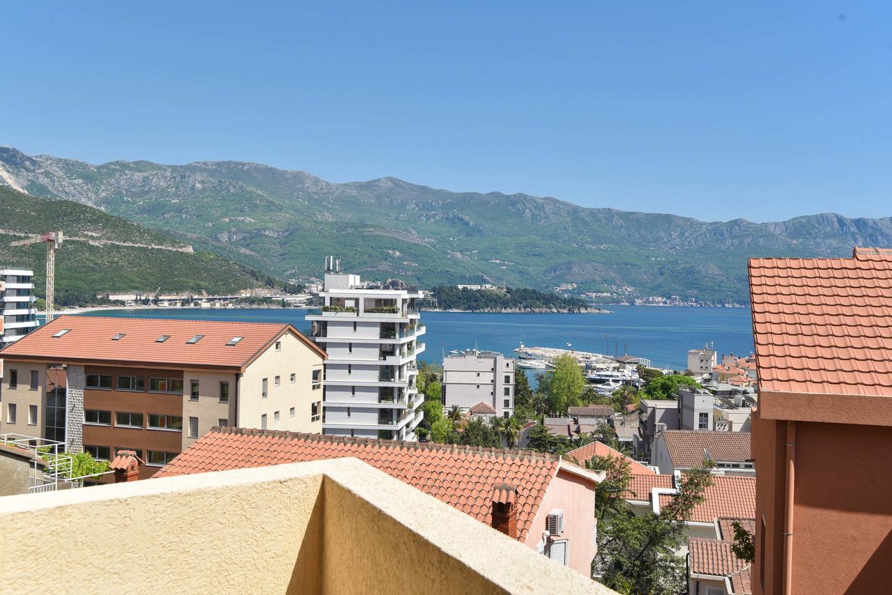 Apartments Jelusic Budva Exterior photo